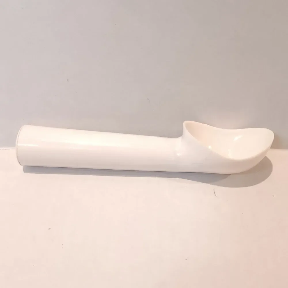 Vintage Ekco Plastic Traditional Ice Cream Scoop-White-Dishwasher Safe-90s